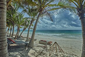 Mía Tulum Resort