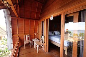 Adara Beach Hut