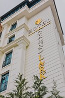Grand Lark Otel