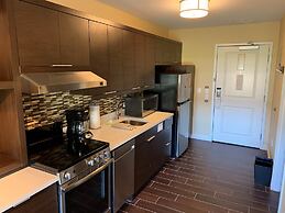 TownePlace Suites by Marriott Detroit Belleville