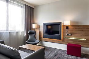 Moxy York