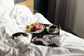 Moxy York