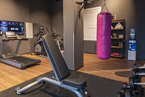 Moxy York