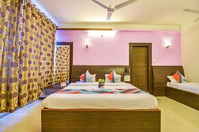 FabHotel Malhar Palace