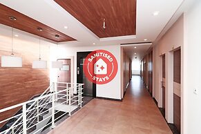 OYO 4477 City Square Hotel