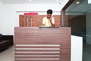 OYO 4477 City Square Hotel