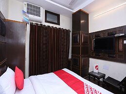 OYO 14975 City Guest House