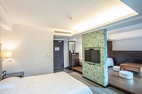 Hotel Cloud Riverside