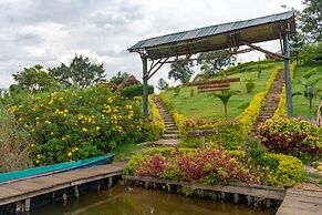 Paradise Eco-Hub