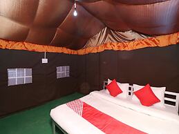 OYO 29047 Yoyo Moonlight