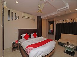 OYO 29345 Hotel Samrat