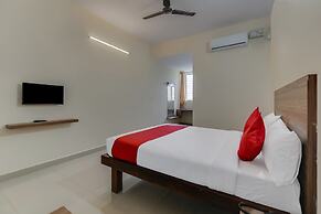 OYO Flagship 29620 New Champion Residency