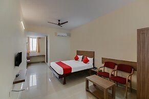 OYO Flagship 29620 New Champion Residency