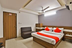 Hotel Tirupati - Ahmedabad