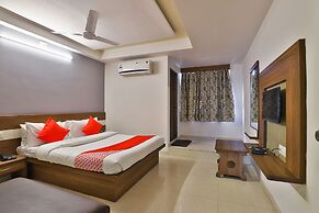 Hotel Tirupati - Ahmedabad