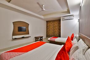 Hotel Tirupati - Ahmedabad