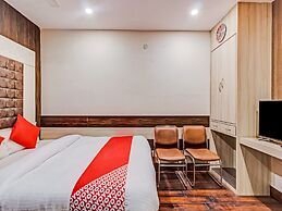 OYO 24171 Hotel Meridian