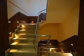 Buddha House Himalayan Brothers