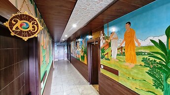 Hotel Buddha House Himalayan Brothers