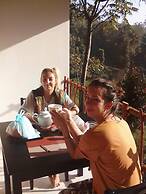 Ëlla Breeze Homestay