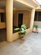 Diani Travelers Guest House