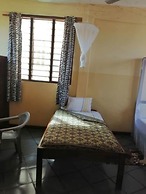 Diani Travelers Guest House