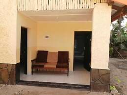Diani Travelers Guest House