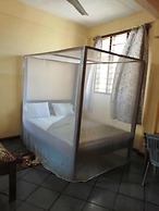 Diani Travelers Guest House