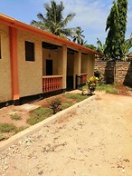 Diani Travelers Guest House