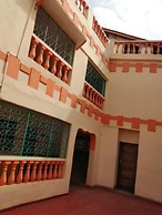 Diani Travelers Guest House