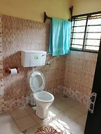 Diani Travelers Guest House