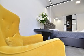 Mono Apartments & Rooms