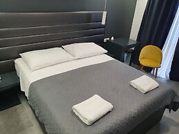 Mono Apartments & Rooms