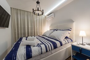 Mono Apartments & Rooms