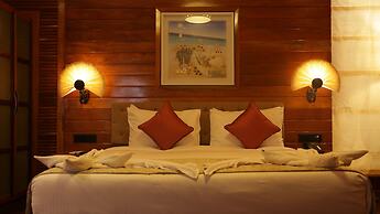 Sandyy Wavess Beach Resort