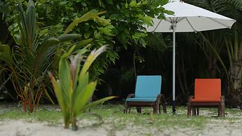 Sandyy Wavess Beach Resort