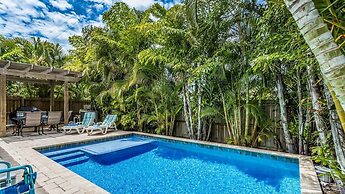 Sapphire Beach House 3 Bedroom Villa by RedAwning