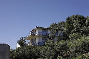 Snow View Luxury Homes