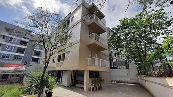 Hotel Bhooshan Sivajinagar