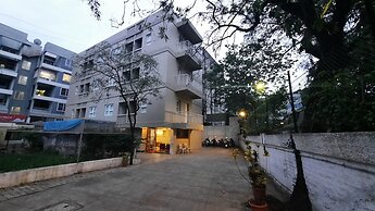 Hotel Bhooshan Sivajinagar