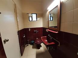 Hotel Bhooshan Sivajinagar