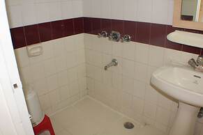 Hotel Bhooshan Sivajinagar