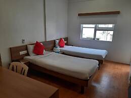 Hotel Bhooshan Sivajinagar