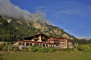 Romantik Resort & SPA - Der Laterndl Hof