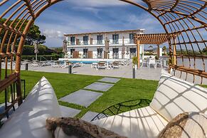 White Canvas Boutique Studios