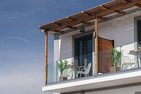 White Canvas Boutique Studios