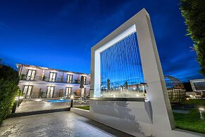 White Canvas Boutique Studios