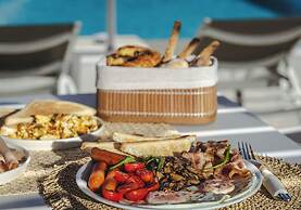 White Canvas Boutique Studios