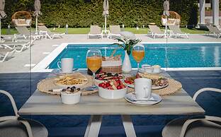 White Canvas Boutique Studios