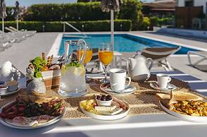 White Canvas Boutique Studios